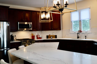 Elegant kitchen photo in Philadelphia
