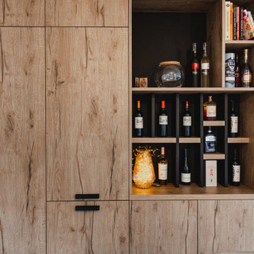 Une cuisine avec Vinothèque intégrée