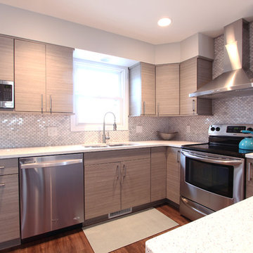 Chimney Hood over Free Standing Range