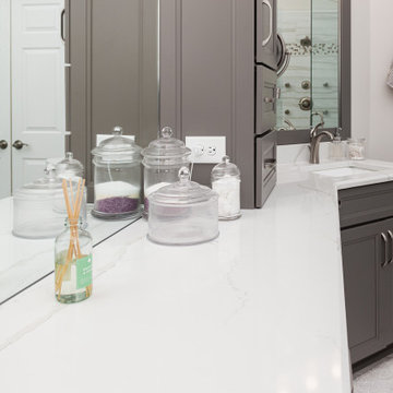 Serpentino Blanco Master Bathroom