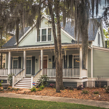 Southern Style Oak Spring House Front Exterior