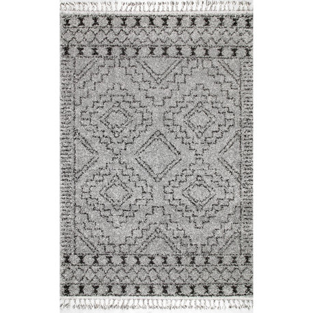 Nuloom Moroccan Shag Tribal Chevron Tassel Area Rug, Grey 2'x3'