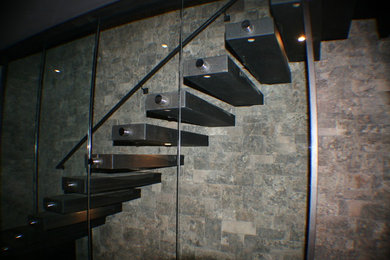 Staircase - modern staircase idea in San Francisco