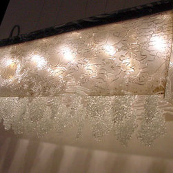 Mountain - Chandeliers