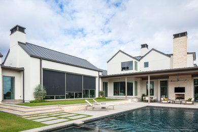 Example of a minimalist patio design in Austin