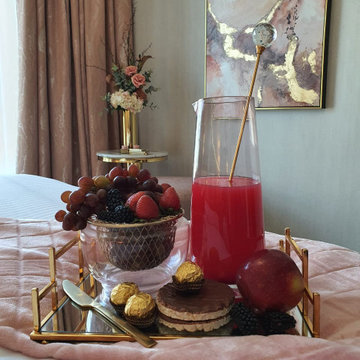 Peach Retreat .Holiday Home Dubai Mall .Dubai