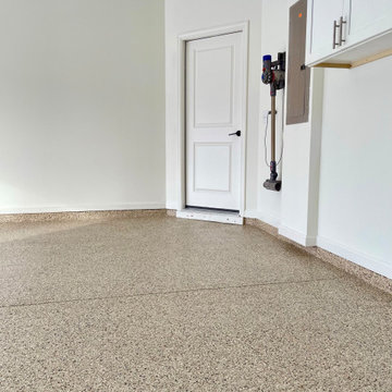 Garage Floor, Flake System | 1/4" Shoreline Flake