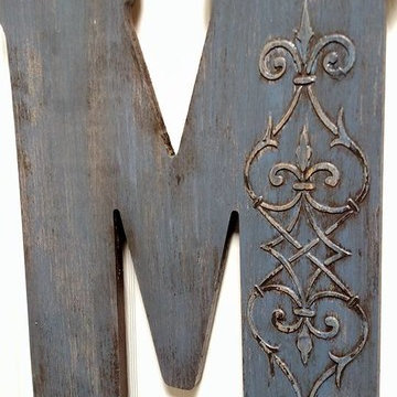 Furniture / Decorative items ~