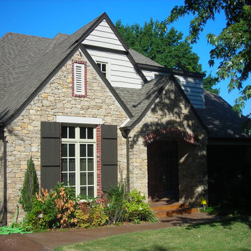 Midtown Tulsa Before and After of an Exterior Repaint