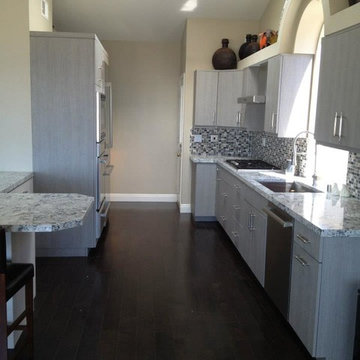 Ocean Blvd Contemporary Kitchen & Bath