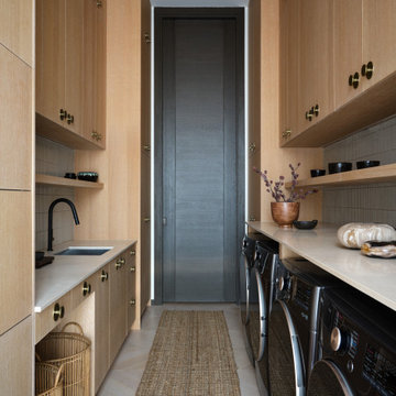 Driftwood Laundry Room