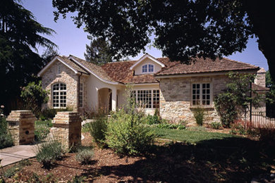 Example of a classic exterior home design in San Francisco