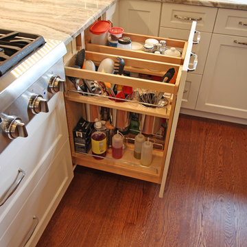 Timeless Transitional Kitchen - Grosse Pointe Shores