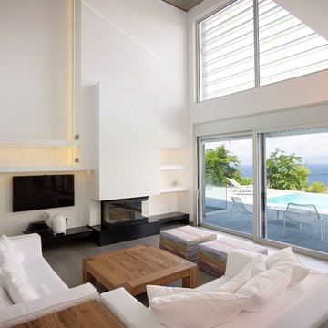 THEOLOGOS Residence
