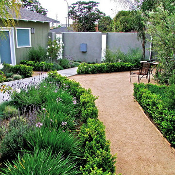 Cerritos Drive