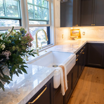 Burton Valley Kitchen/Entry