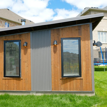 Modern Backyard Studio for Family Space