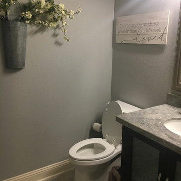 Current Transitional Bathroom