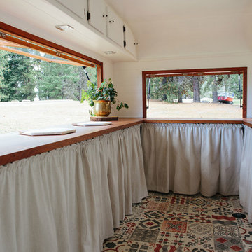 Caravan Bar