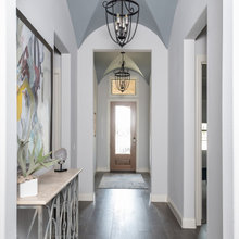 Foyer/Stairs