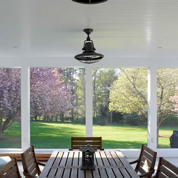 Two Story Addition - Screened Porch, 2 Bathrooms and Upper Deck!