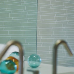 Island Stone Linear Glass Bathroom 2 - Tile