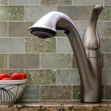 Fluid Recycled Liquid Glass Tile Utah Subway Blend