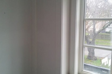 Living room photo in Vancouver