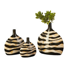 vases