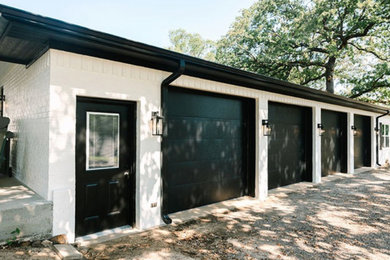Inspiration for a garage remodel in Austin