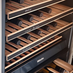 NoteBoard in KWT 6832 SGS Freestanding Wine Storage System - Beer And Wine Refrigerators