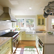 MOM - Kitchen