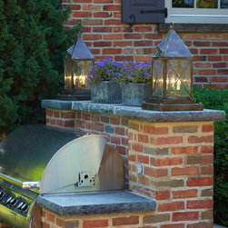 Lighting for Outdoor Entertaining - Post Lights