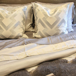 SDH Legna Silver Bed - Products