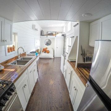 Tiny House Family