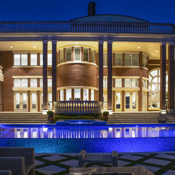 Avila Home Offers Comfortable Style and Beautiful Views