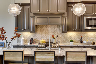 Example of a kitchen design in Seattle