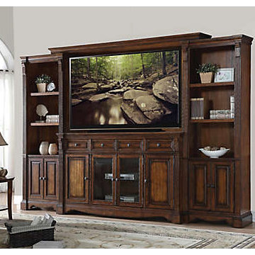 Traditional Living Room