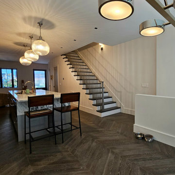 Project #112 | Traditional Staircase with Continuous Rail System