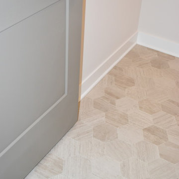 Simple look with Geometric Shapes