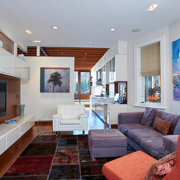 URBAN ARCHITECTURAL MASTERPIECE WITH DIRECT NYC VIEWS