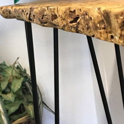 Spalted wormy pecan entry table - Products