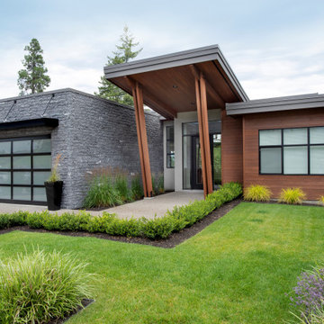 Residential Exterior – Contemporary Comfort