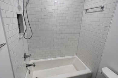 Minimalist bathroom photo in Philadelphia