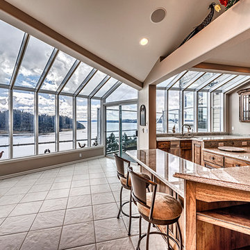 Panoramic Bluff Views
