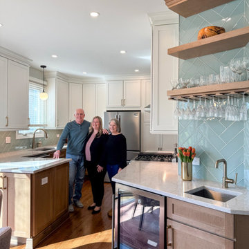 Inviting & Airy Algonquin Kitchen