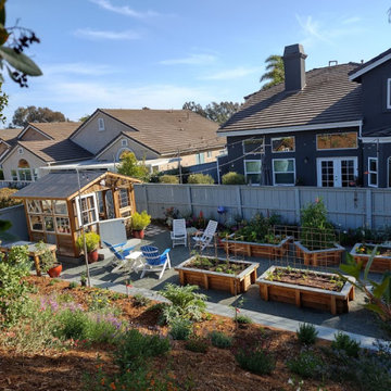 Outdoor Kitchens & Furniture