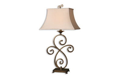 www.essentialsinside.com: aleria lamp