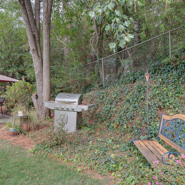 S Garden Ct NE