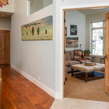 Discrete entertainment room